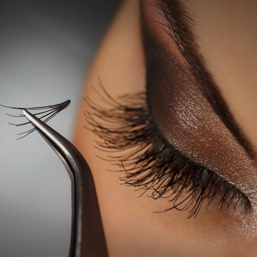 Hybrid Lash Extensions – Flint, MI – Centre of Lily Med Spa