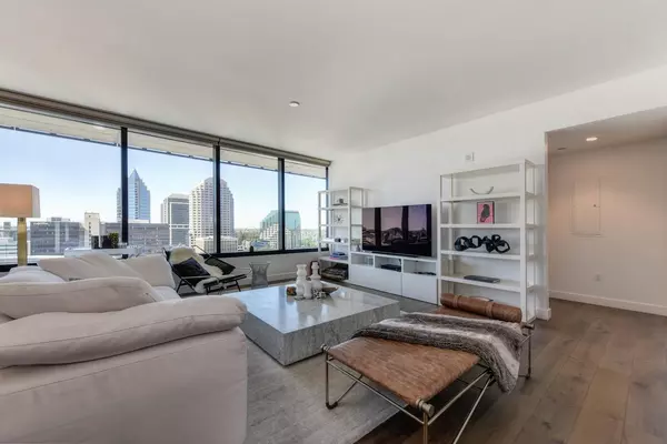 Cozy living room with furniture with city skyline view | Partner with PH Realty to find Homes For Sale in Texarkana, TX