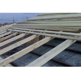 tetto con travi in legno