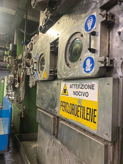 macchine industriali per il lavaggio a secco dei tessuti