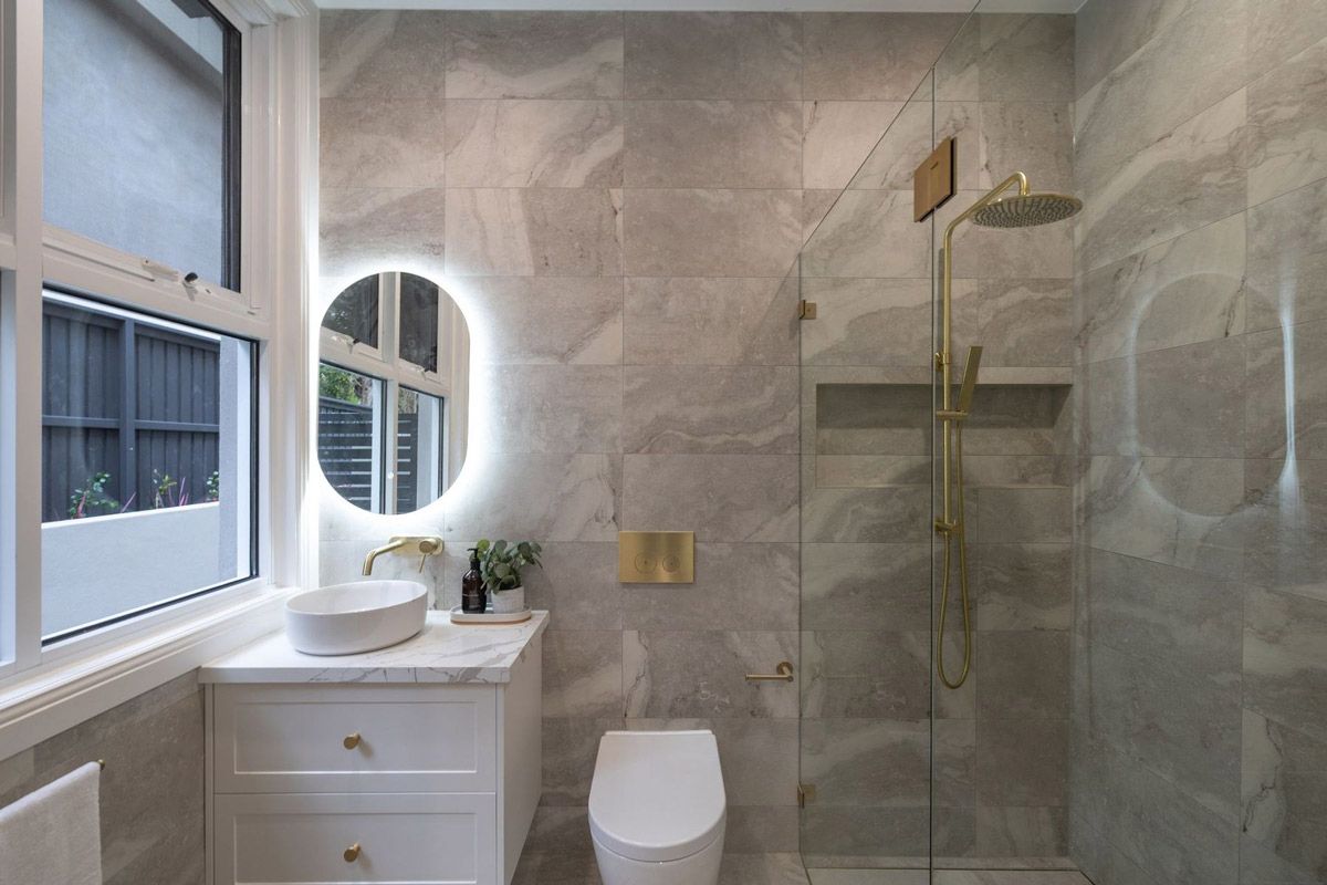 Knock Down Rebuilt Bathroom Design