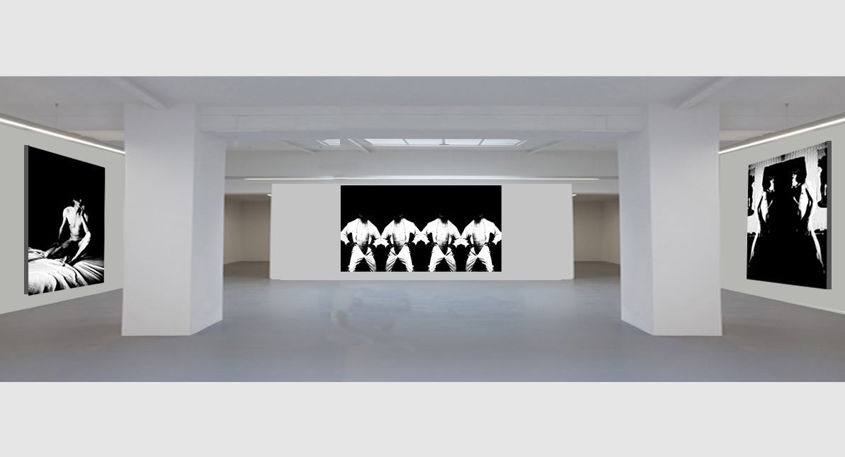 una galería llena de cuadros blancos y negros de Daniel Garbade