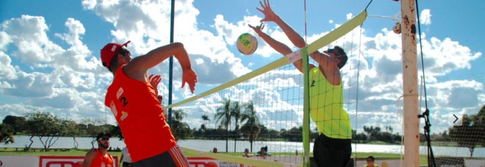 Vôlei de praia: conheça tudo sobre esse esporte de rede!