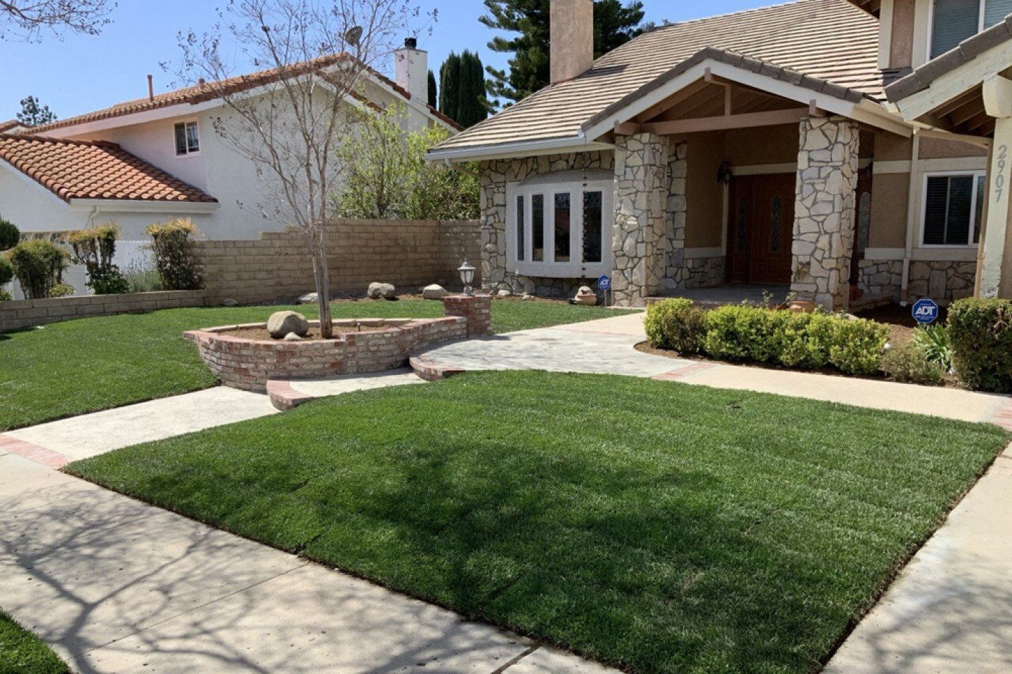 GET LAWN INSTALLATION SERVICES IN THE PINE MOUNTAIN CLUB & VALENCIA, CA AREA