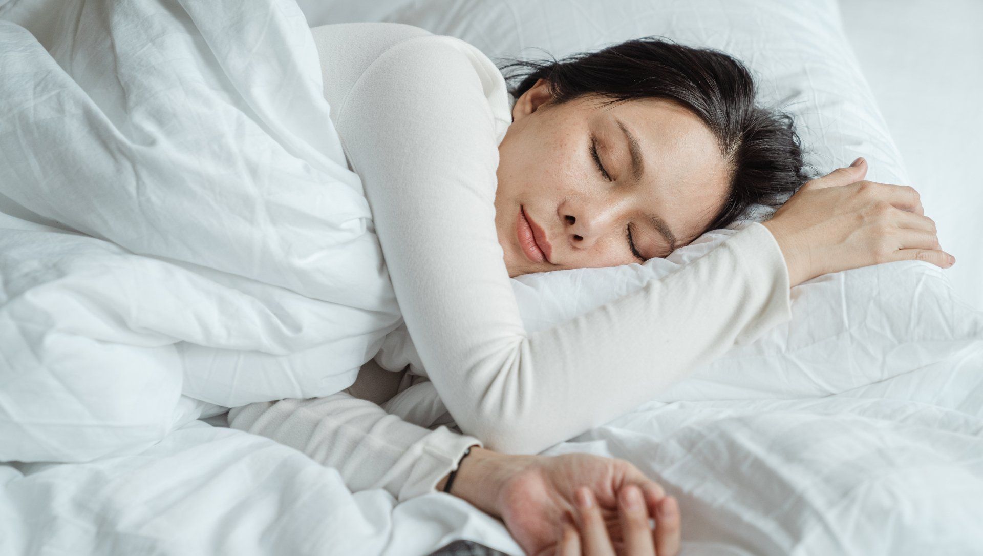 GoodLife ~ Tips on healthy eating sleep