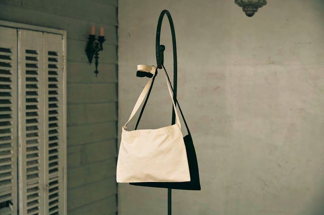 United Athle 3146101 基本款帆布側背小包 (Sacoche)