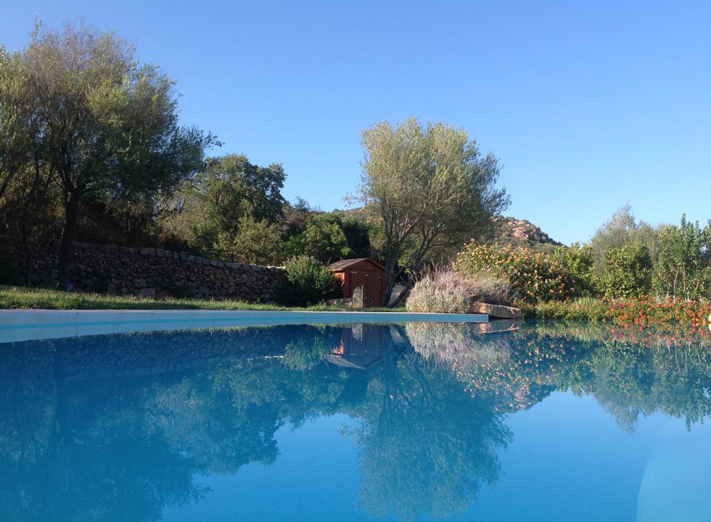 Piscina esterna interrata