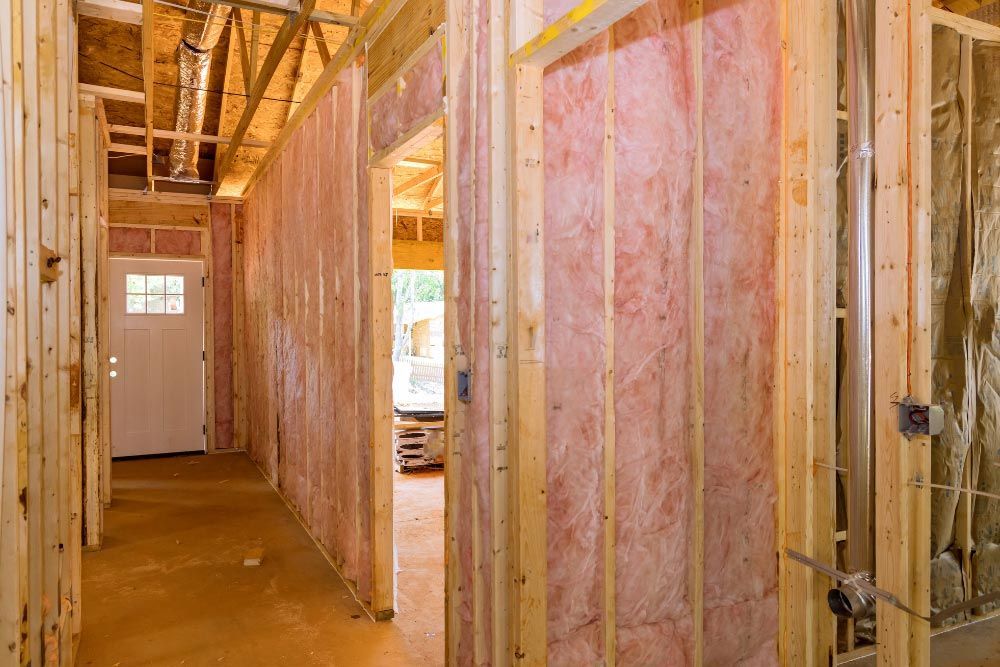 Installing sound insulation on the wall