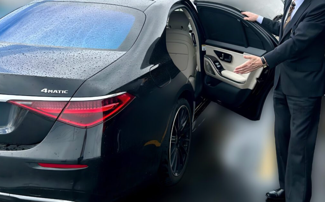 how much is a car service to the airport