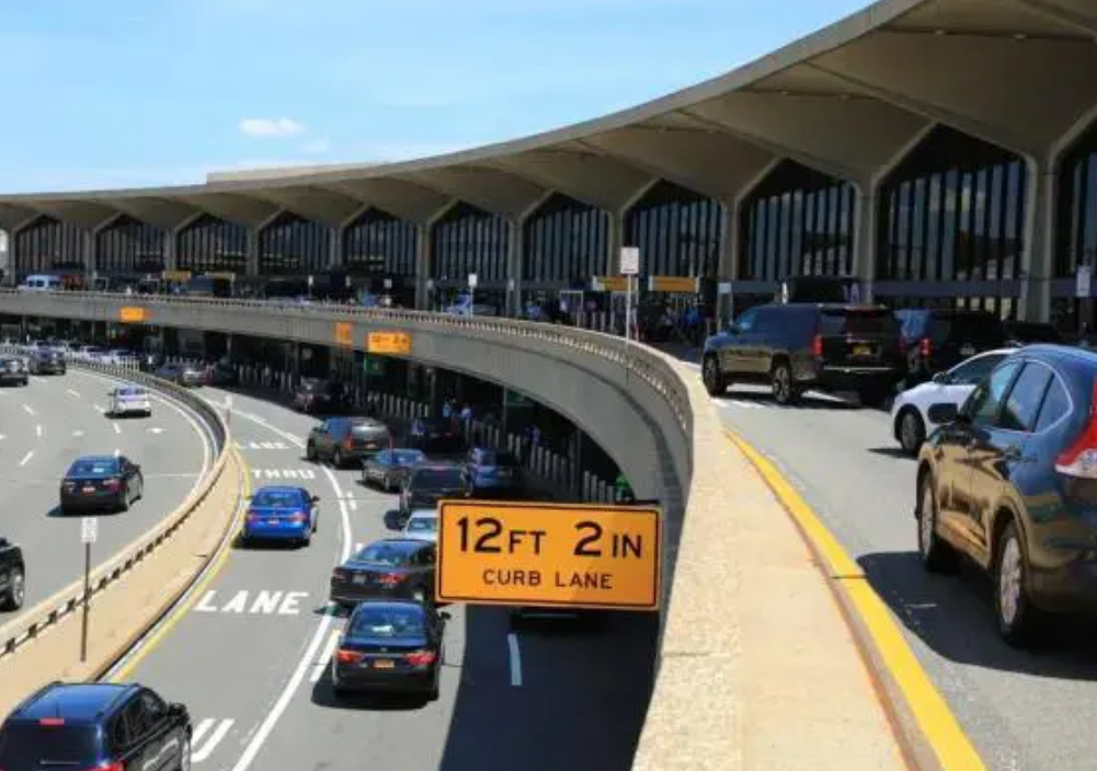 is there a flat rate to Newark Airport