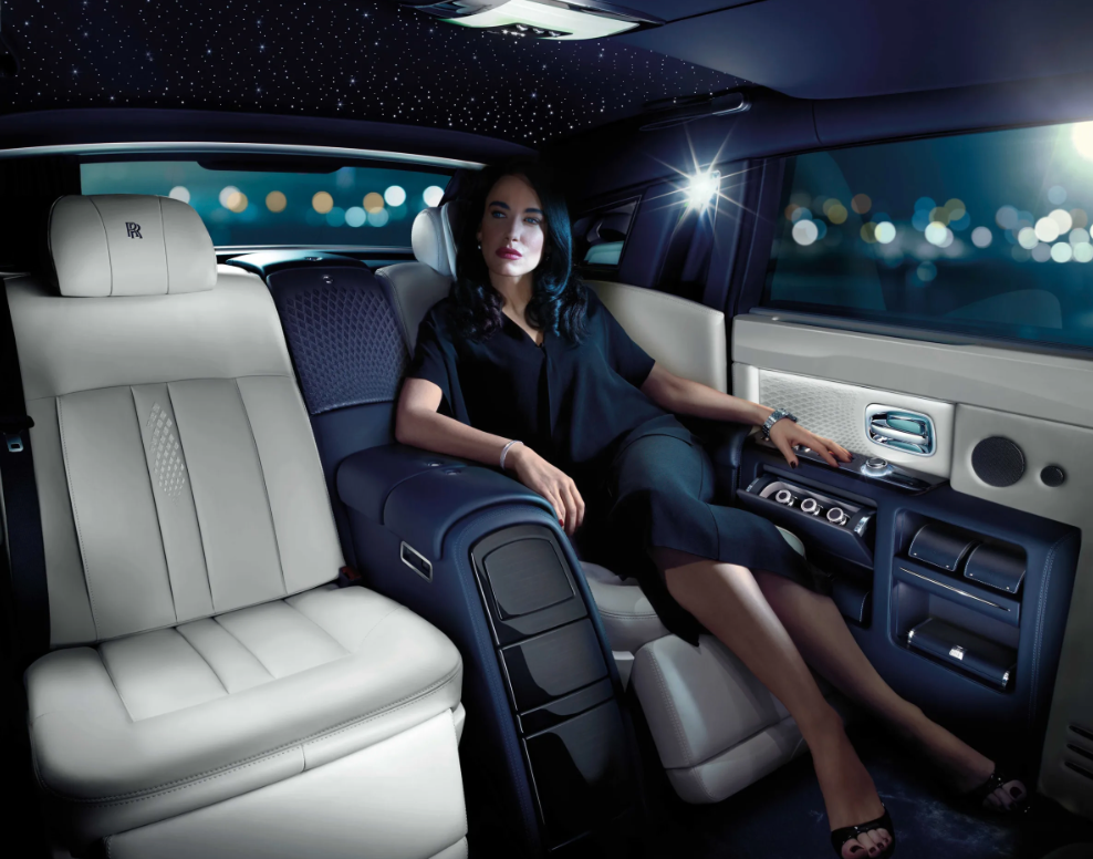 Why Choose a Limo Car for Your Next Event?