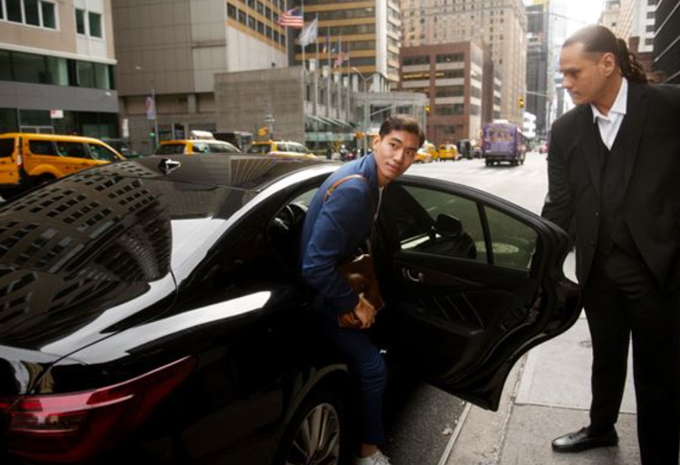 hire a chauffeur service