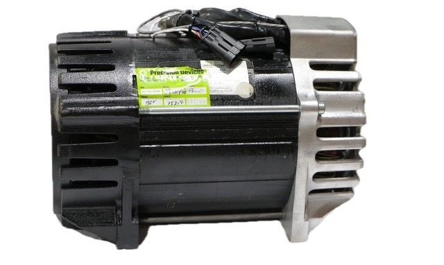 RA-1052117/700