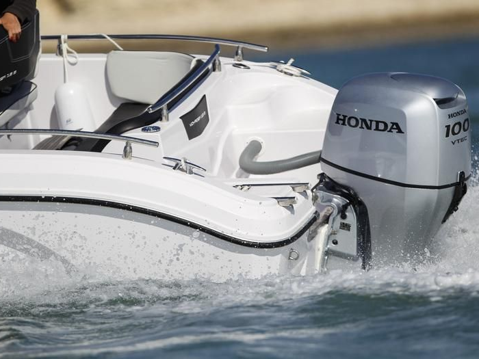 Honda’s mid-range is packed with technology: BLAST™ for strong hole-shot performance