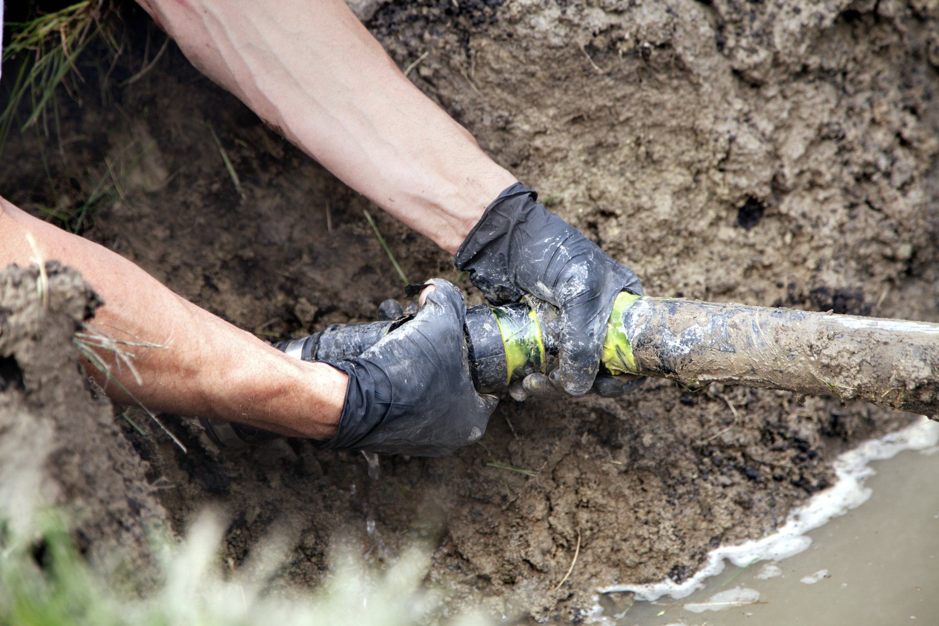 Repairing a Broken Pipe — Emptying Septic Tank in Grantville PA