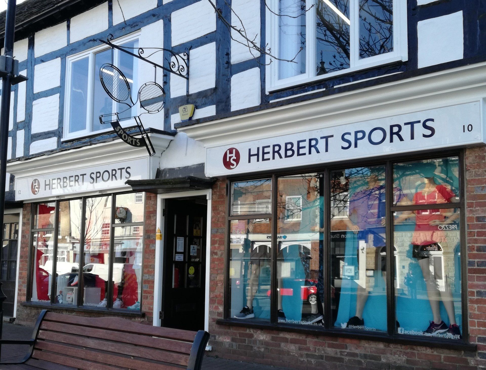 (c) Herbertsports.co.uk