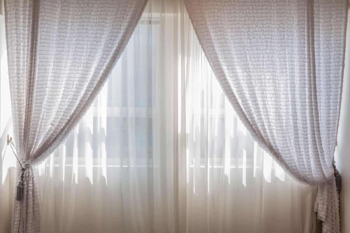 Made-to-measure Split Curtains