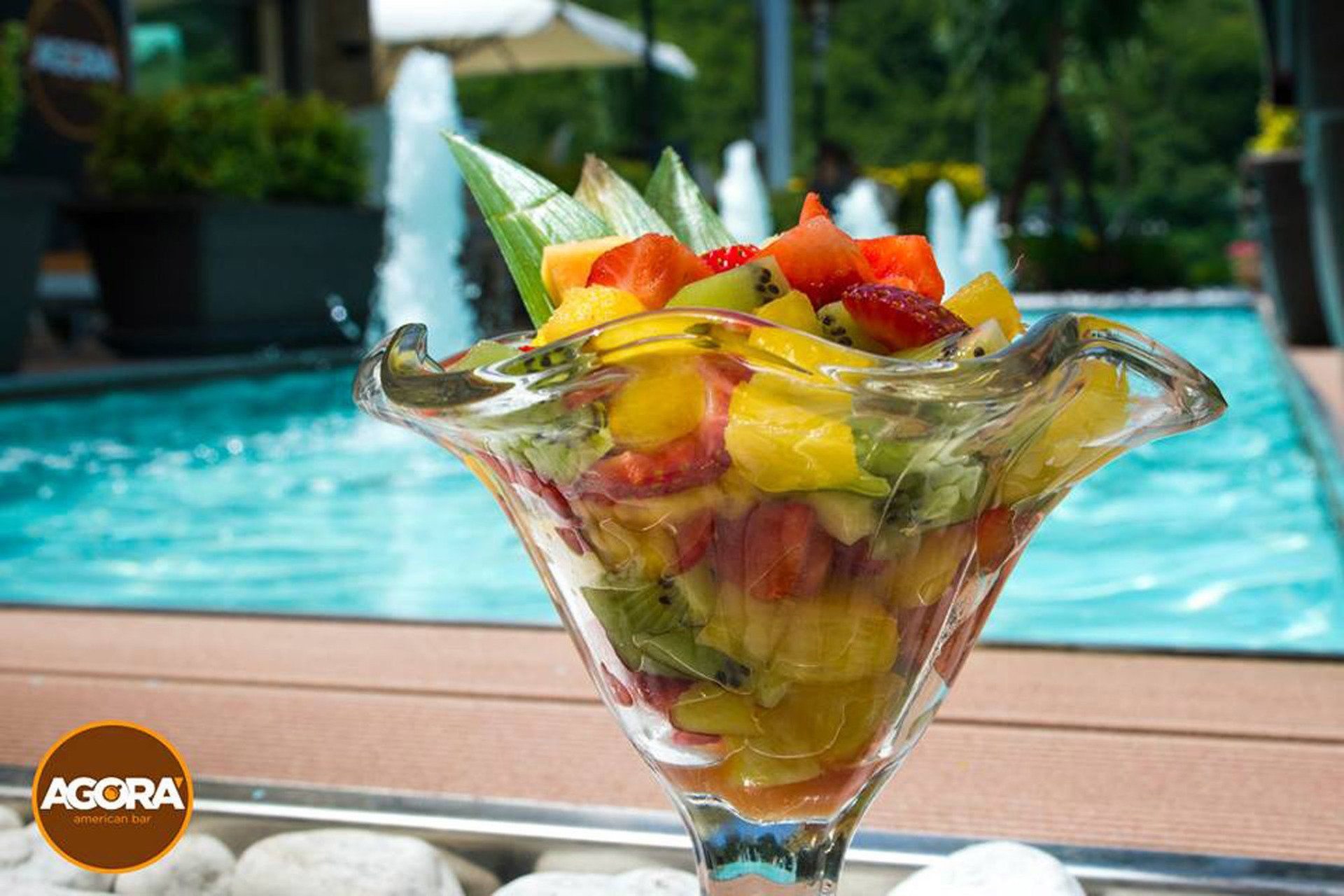 Coppa di macedonia con frutta di stagione