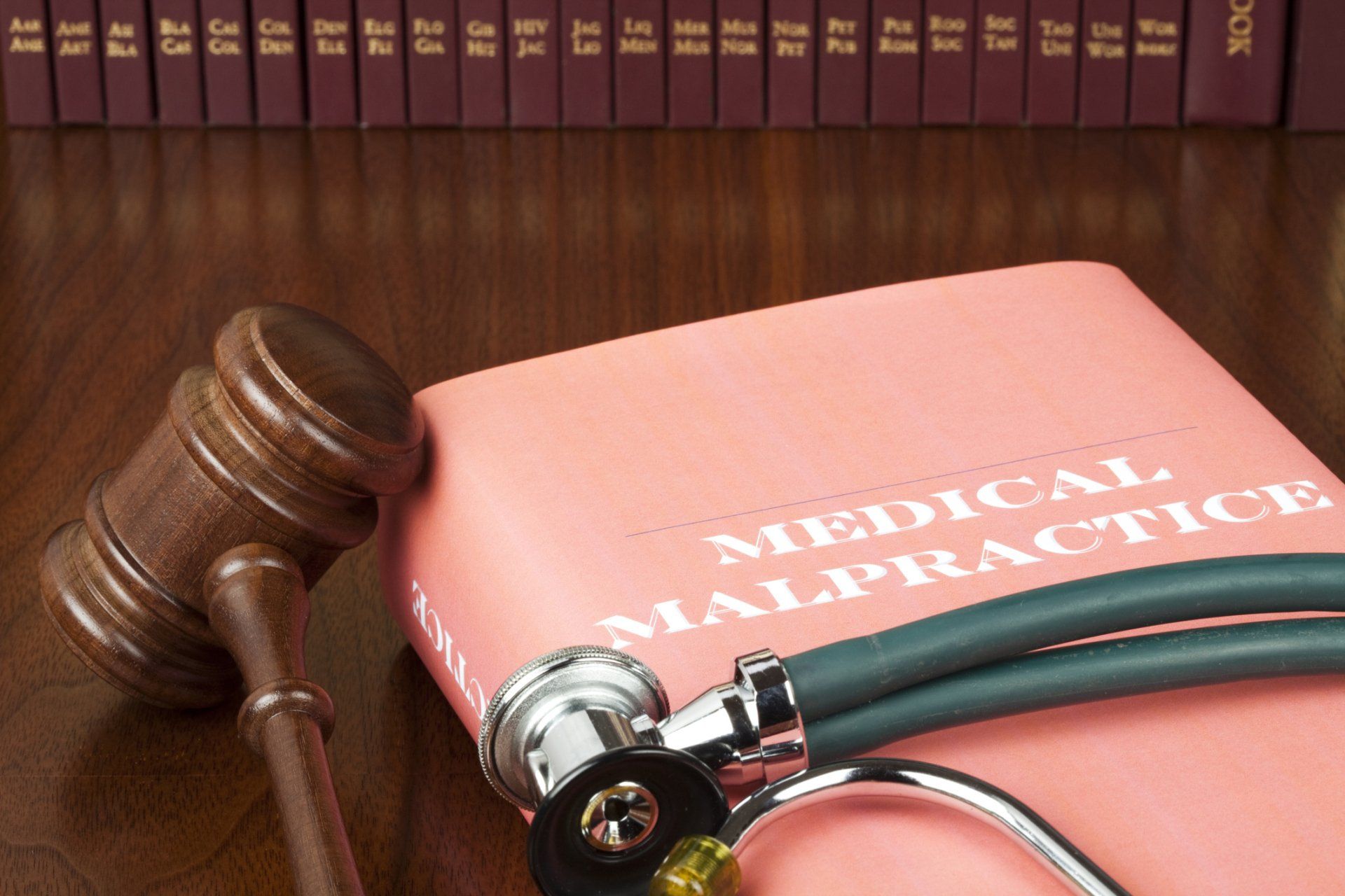 Medical Malpractice Book - Wyomissing, PA - THE LAW OFFICES OF PETER N MUNSING PC