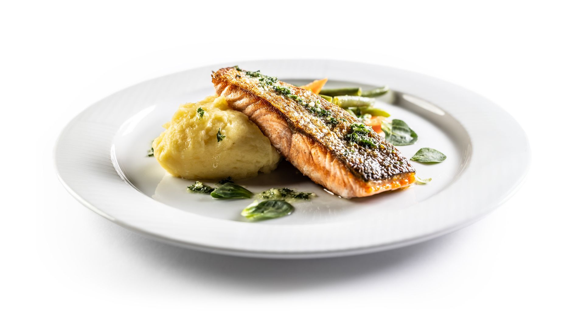 Un primo piano di un piatto di cibo con cozze e tagliatelle