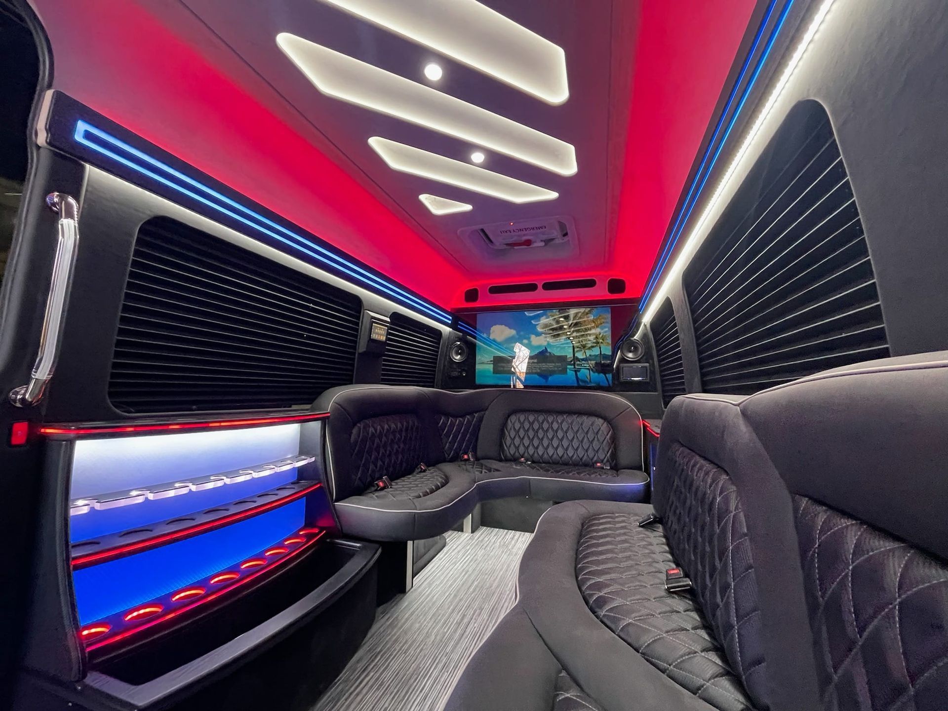 Limo usine interior
