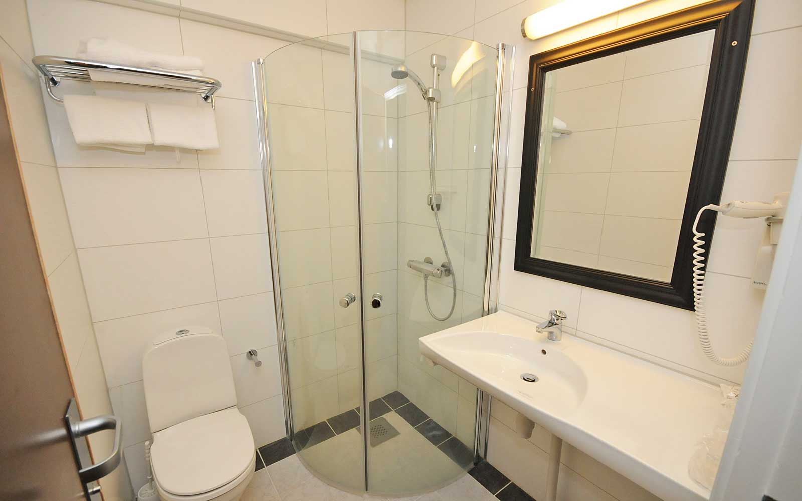 Trysil-Knut Hotell - Apartment bathroom
