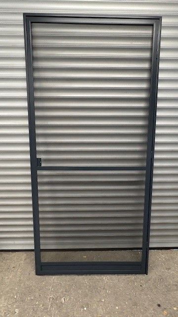 Insektenschutz Drehtüre mit Einbaurahmen