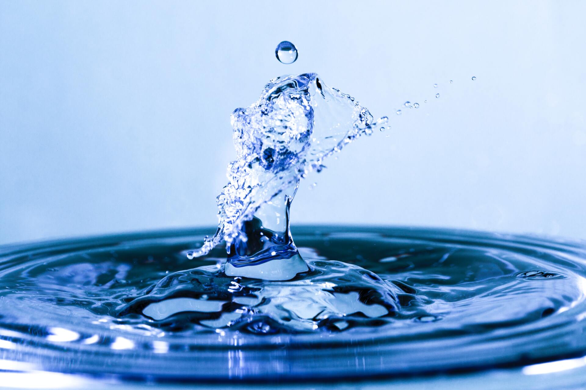 Splashing Water in a Glass — Rainman Domestic Water in Avoca, QLD