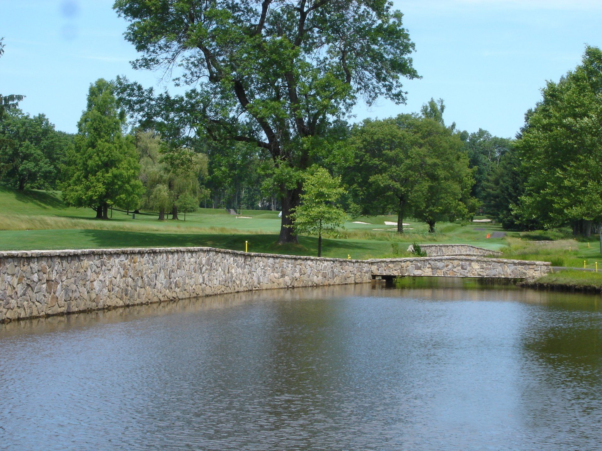 Retaining wall at a golf and tennis club