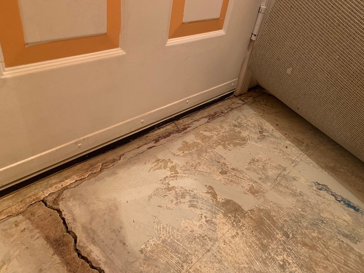 Crack in concrete floor