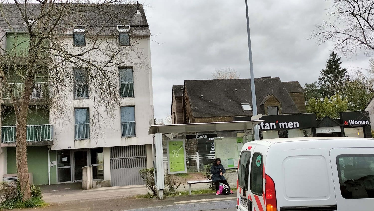 Appartement T2 proche de la Poste et de la Pharmacie, transports en commun