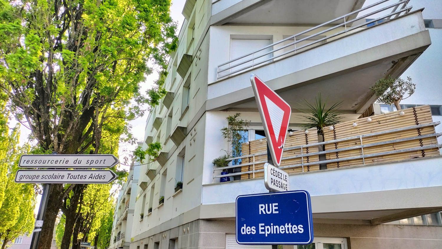 Appartement rue des épinettes proche Mairie de Doulon Nantes