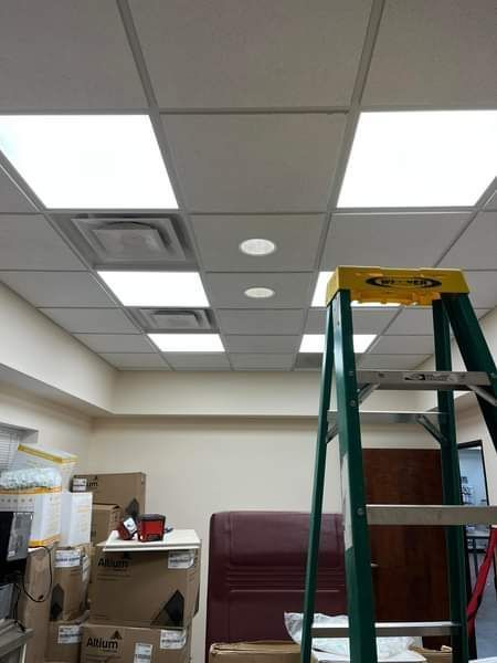 Ceiling WIth Open Light - Campbellsburg, IN - Twisted Electric