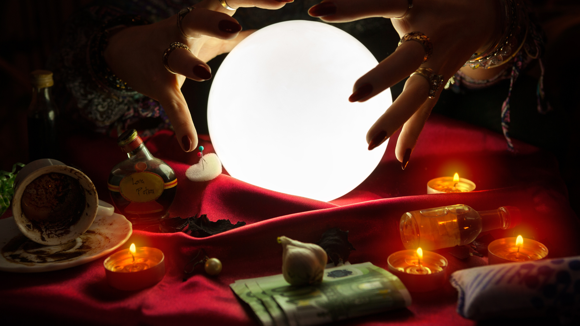 Psychic Palm and Card Readings