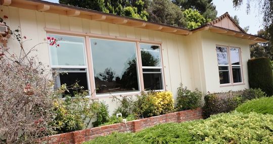 Single Hung Window | Los Angeles, CA | J & A Windows Inc.