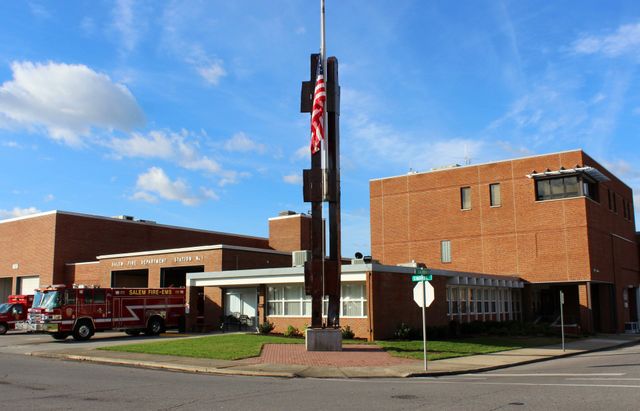 John M. Oakey Funeral Home & Crematory | Salem, VA