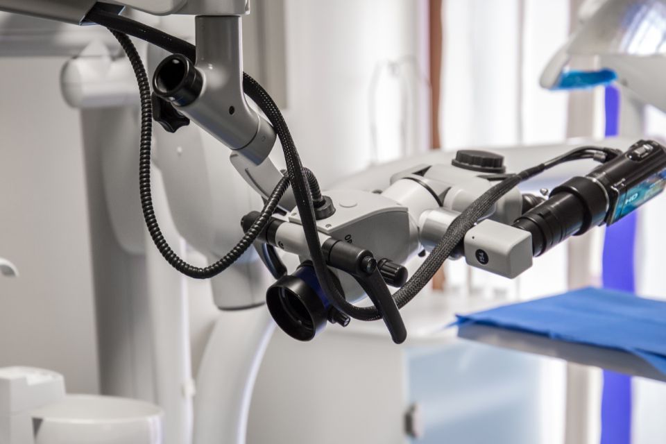 I macchinari dello studio dentistico a Cava de Tirreni