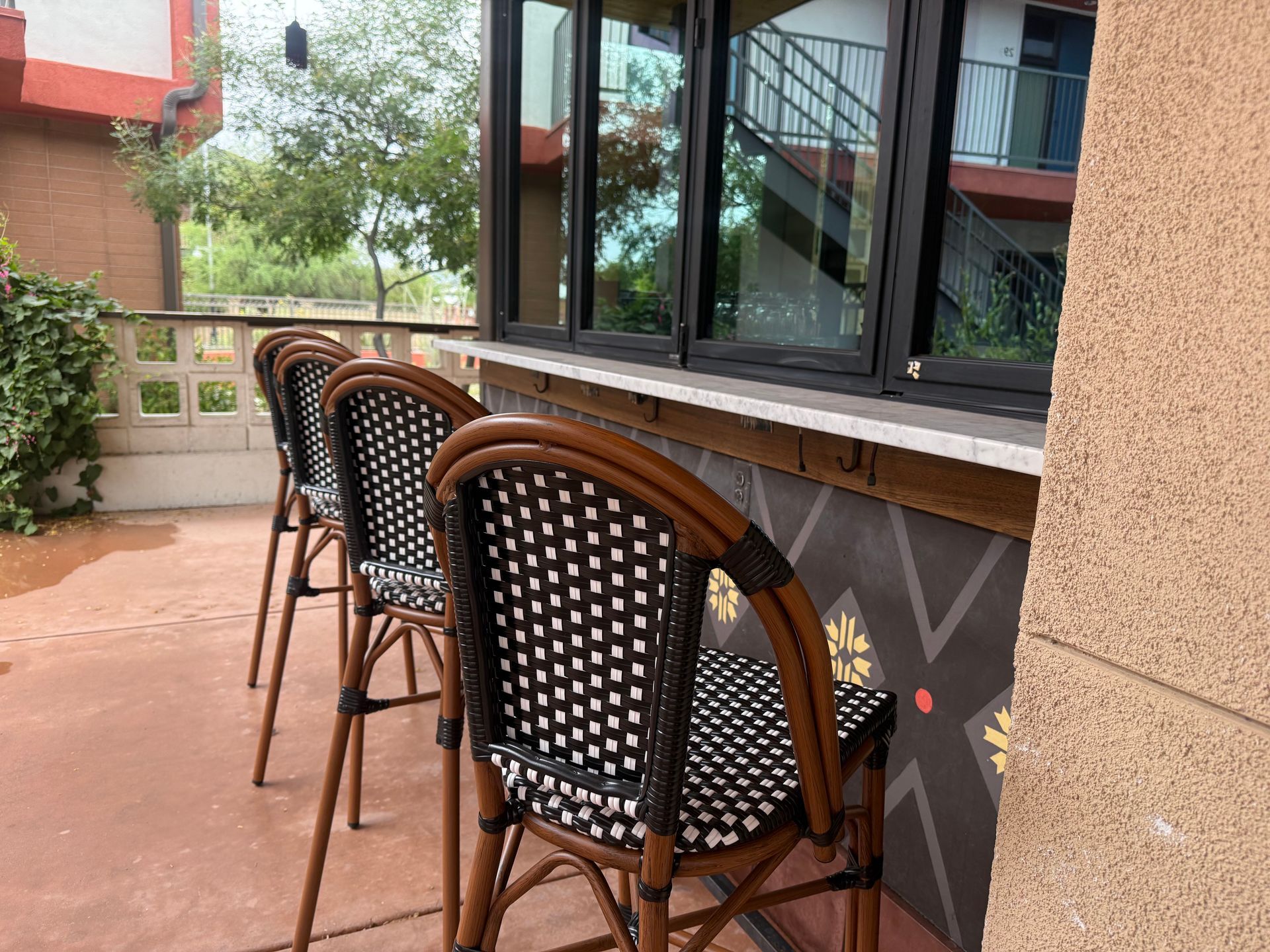 Dine in the Courtyard