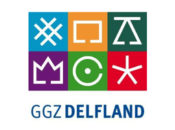 Een logo voor ggz delfland met vier vierkanten en letters