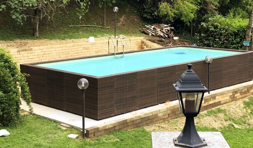 piscina fuori terra rettangolare