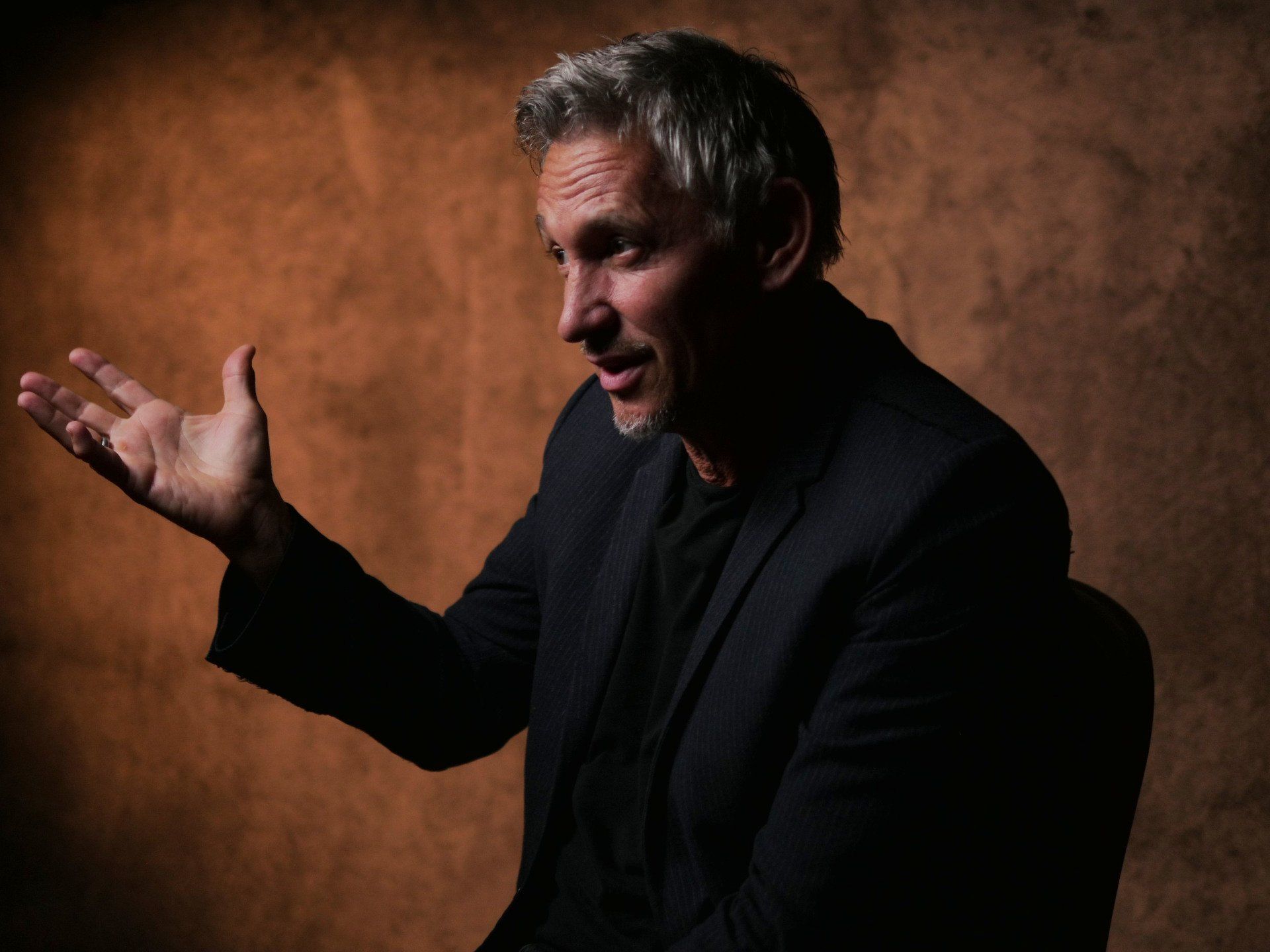 BTS Photo. Gary Lineker in Bobby Robson: More Than a Manager