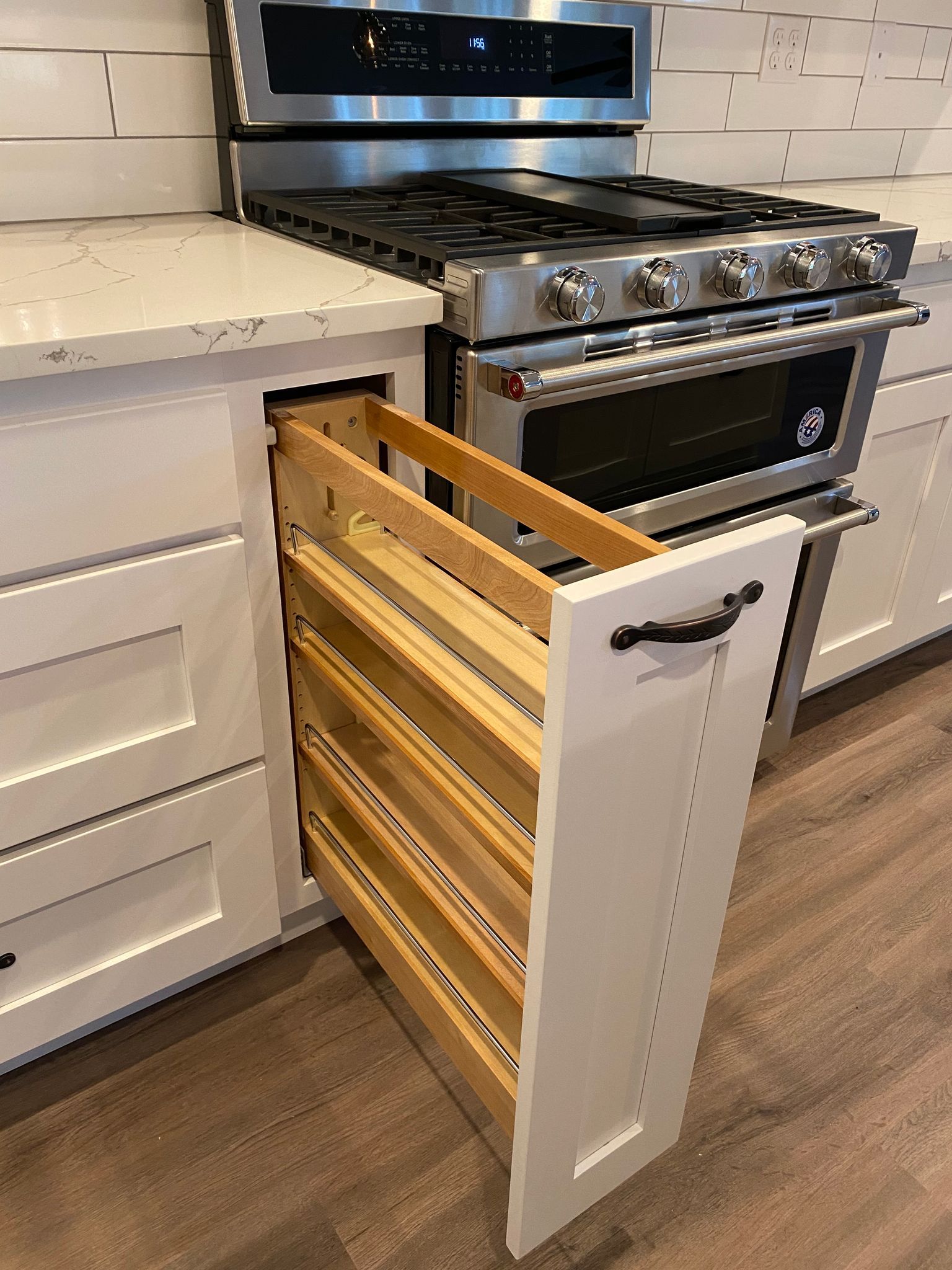 Drawer Kitchen — Sunny Outside Front View House in Marysville, WA
