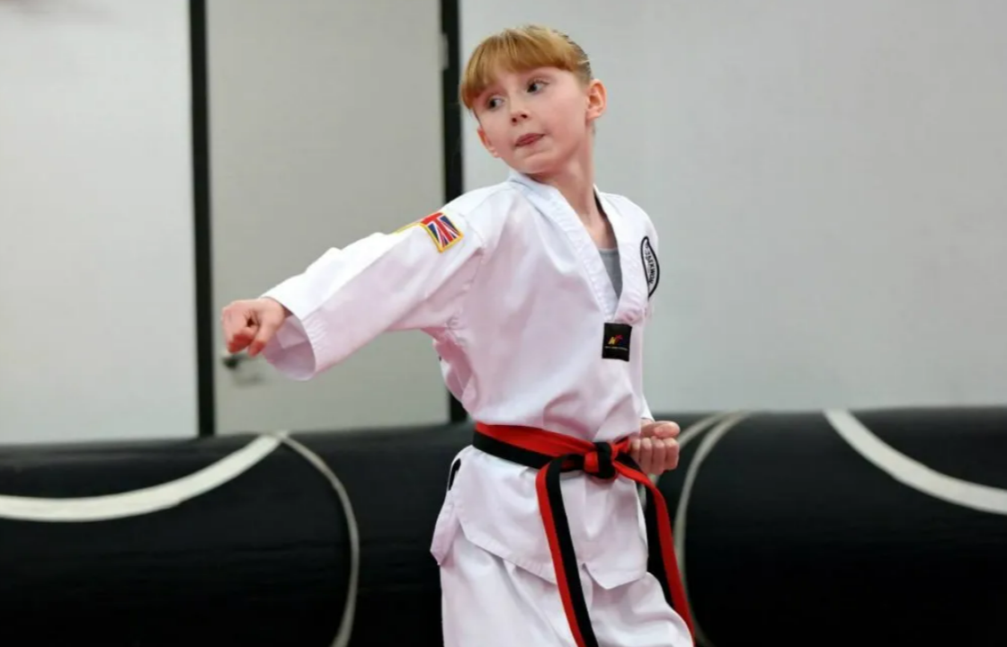 A student is practicing poomsea.