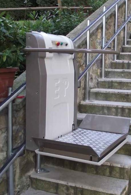 Montascale in esterni