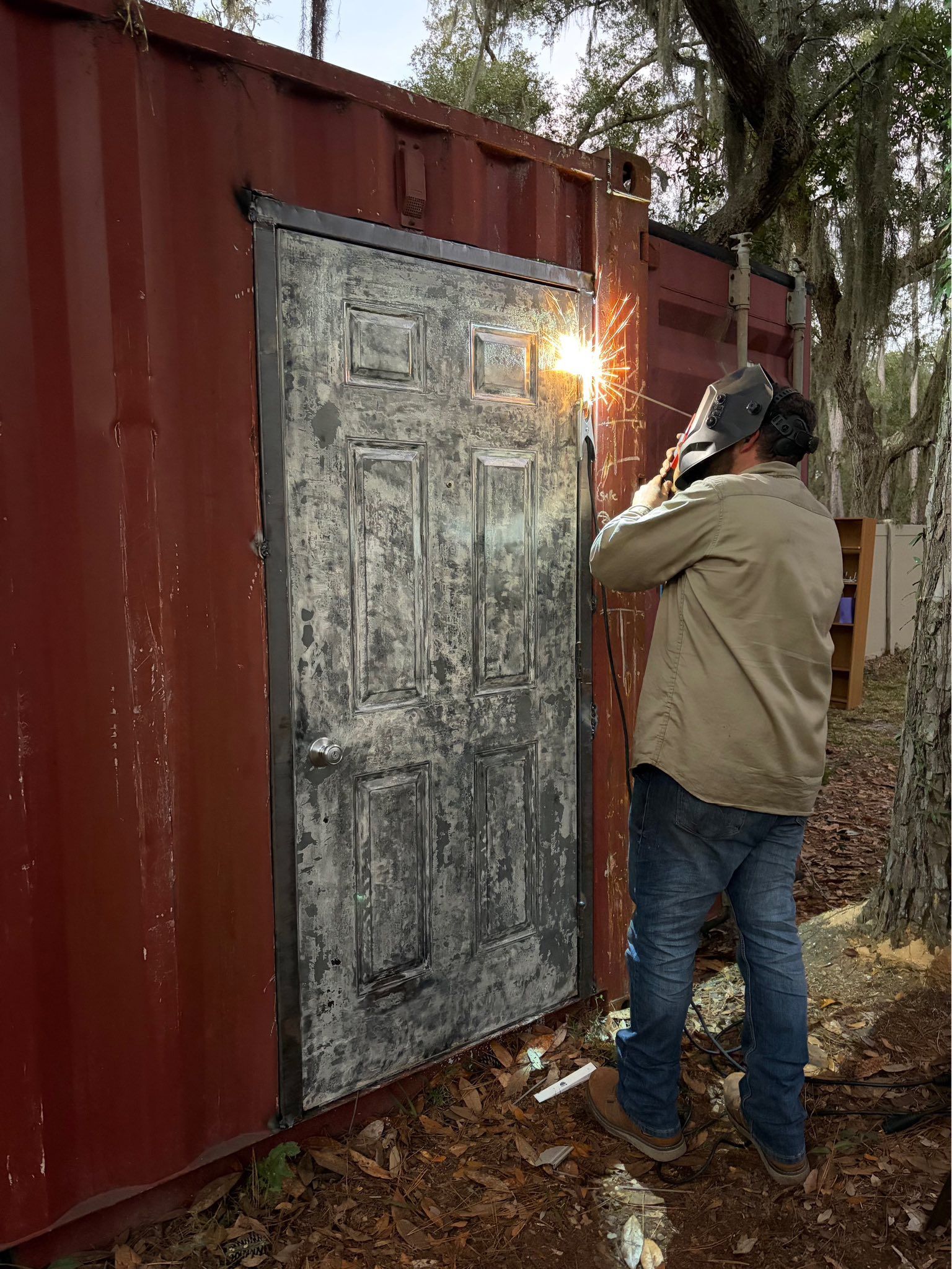 modern-metal-fab-welding-service-img