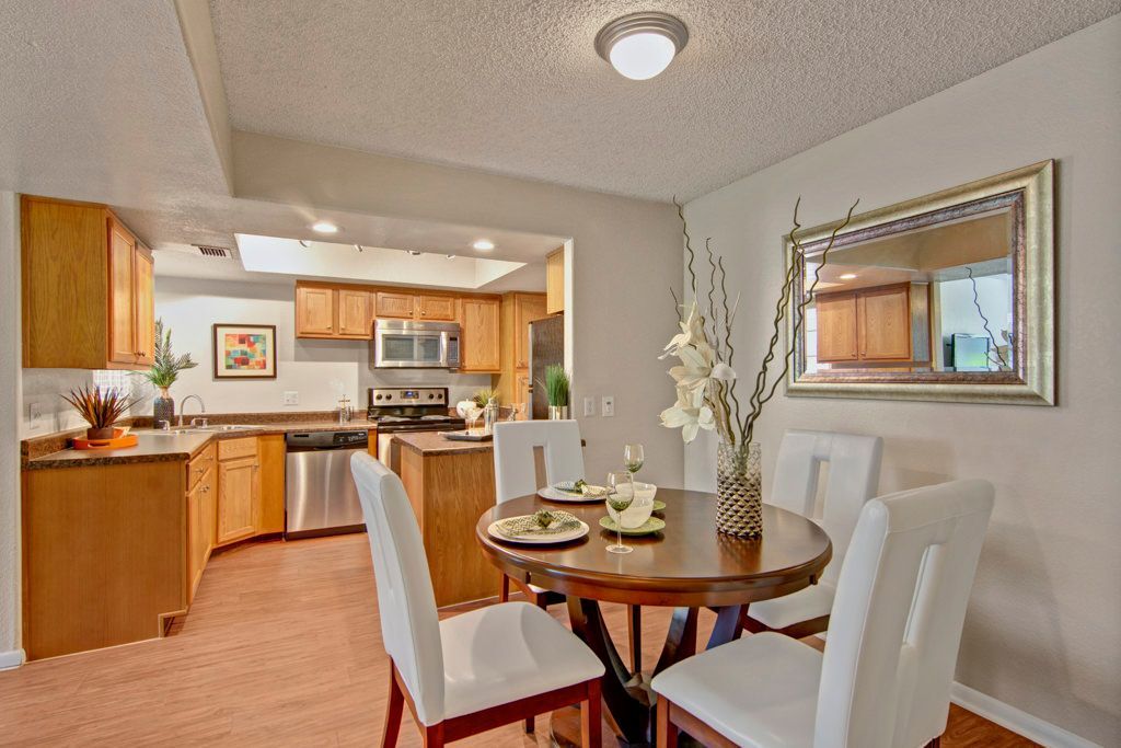 Dining area at Desert Horizon in Scottsdale, AZ.