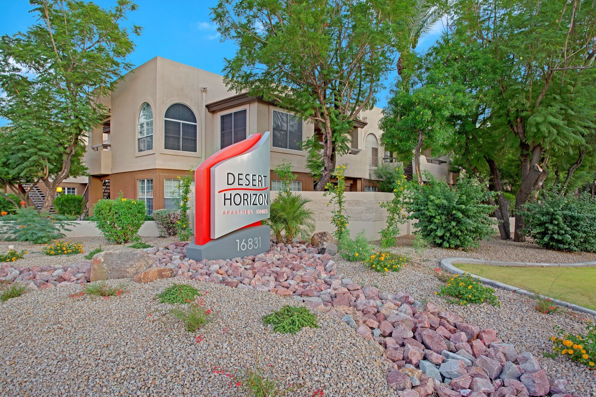 Community sign at Desert Horizon in Scottsdale, AZ.