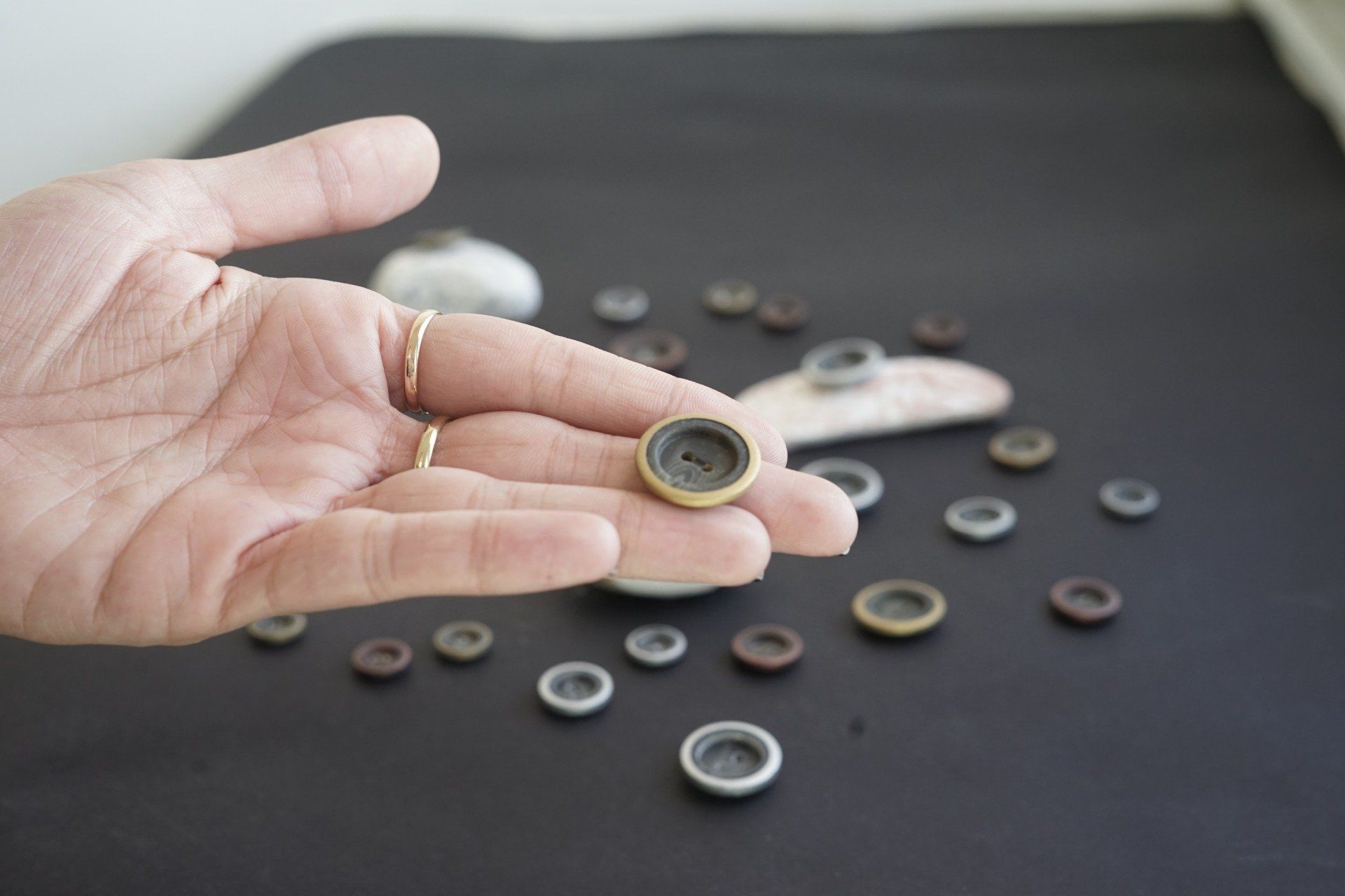 ייבוא ושיווק אביזרי אופנה של גור