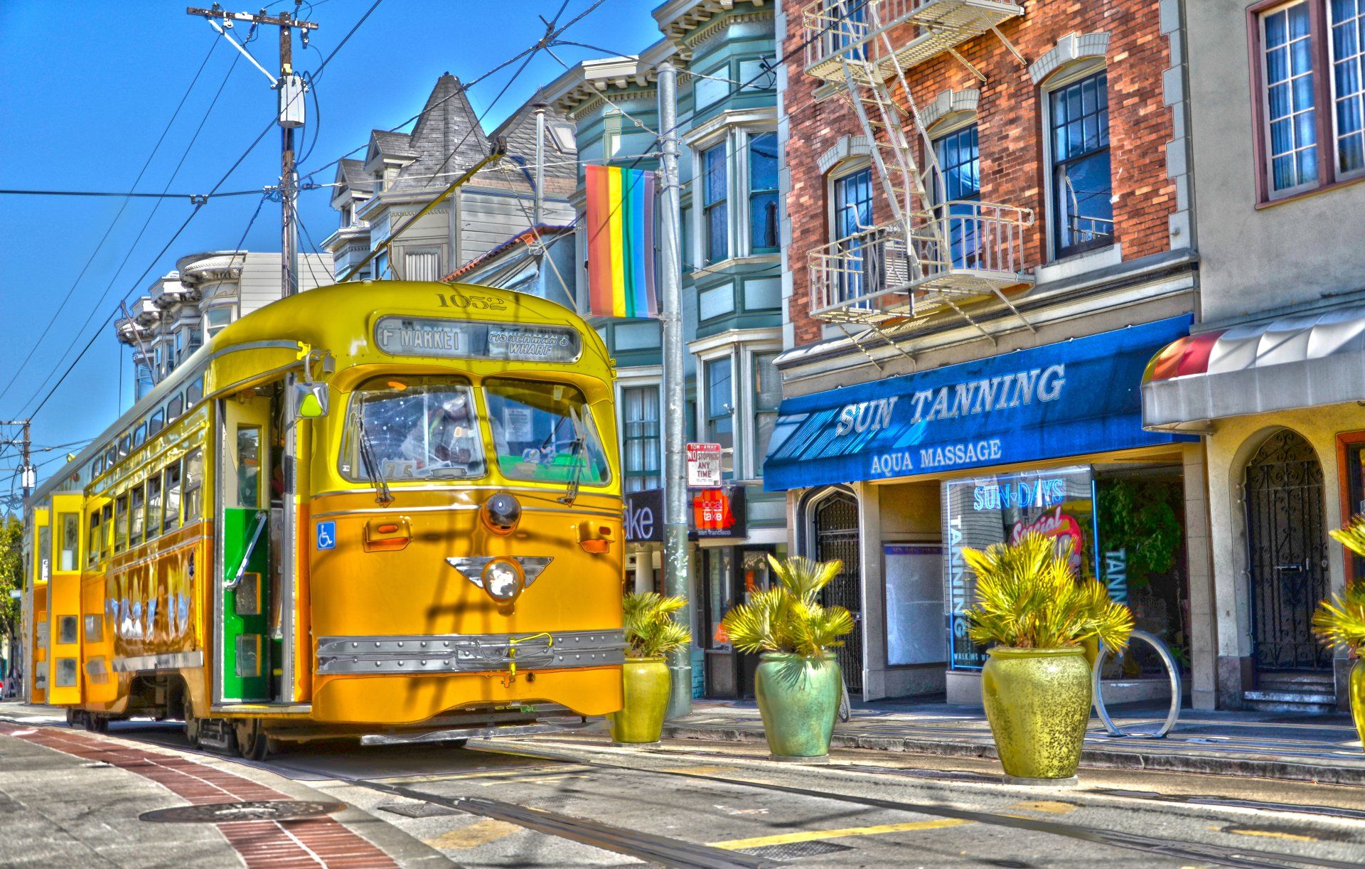 Tramway jaune sur la 17e à San Francisco