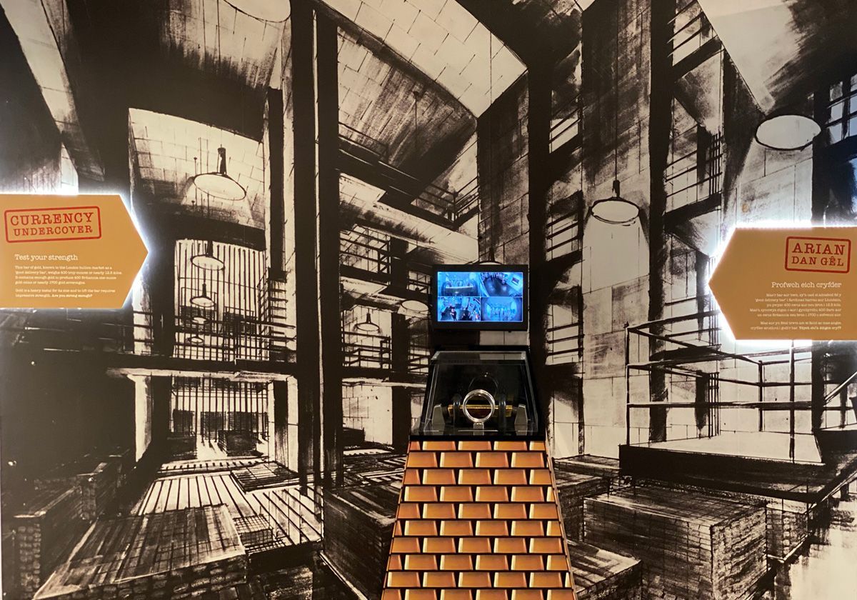 Royal Mint Experience Currency Undercover 2